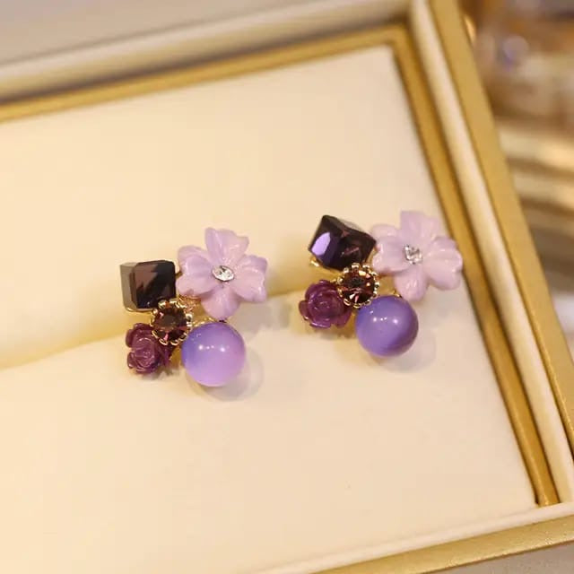 Purple flower shape Korean stud earrings
