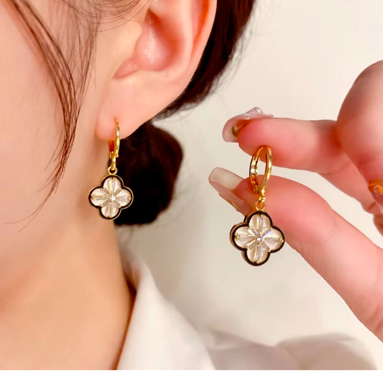 Two sided trendy leaf clover huggie earrings