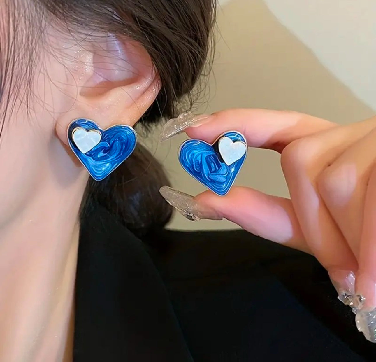 Enamel blue and white heart stud earrings