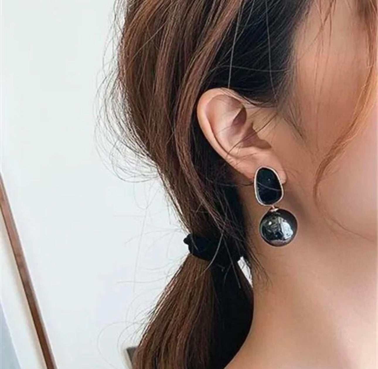 Black pearl dangler Korean earrings