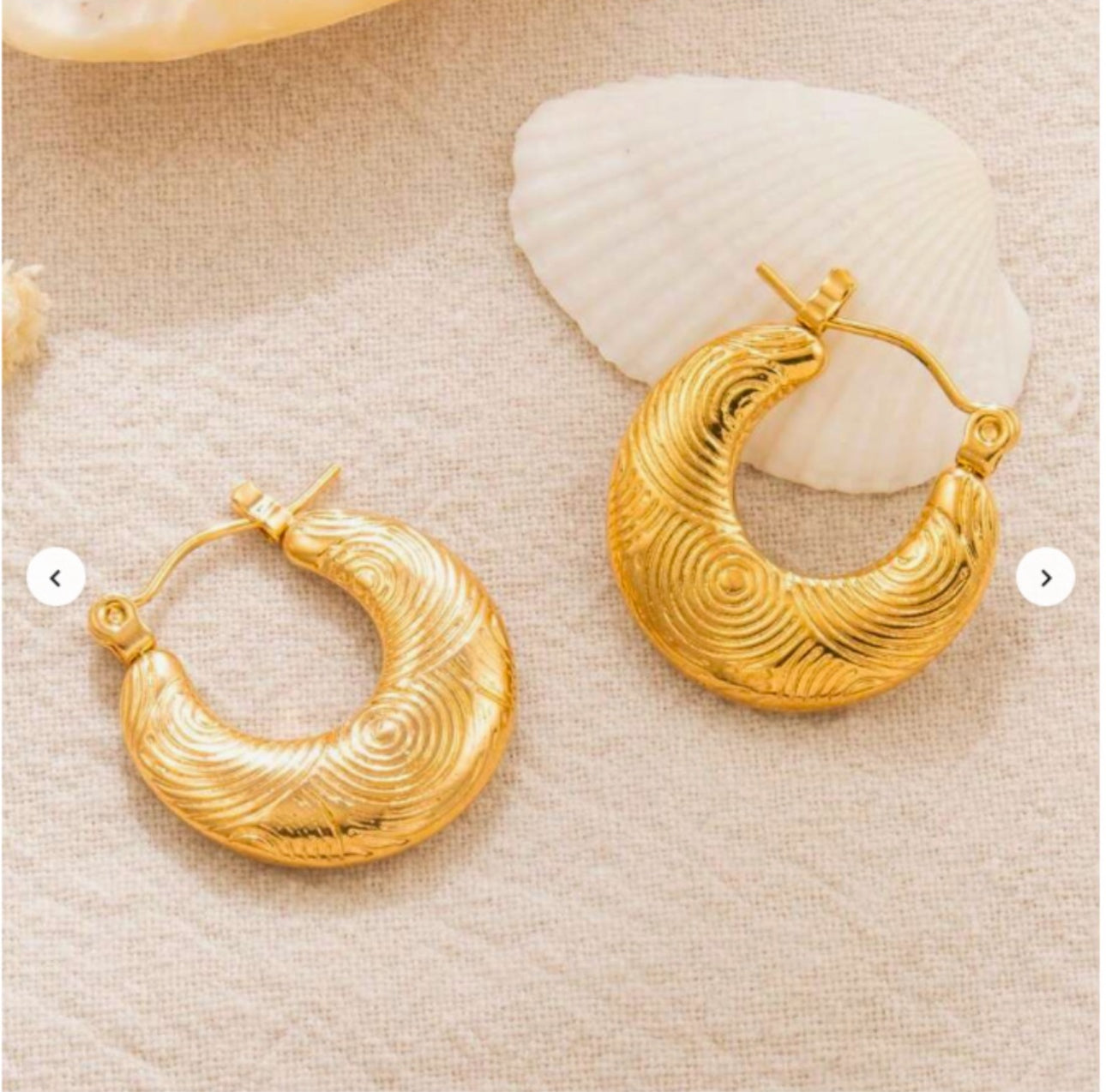 Textured circular heart hoop anti tarnish earings