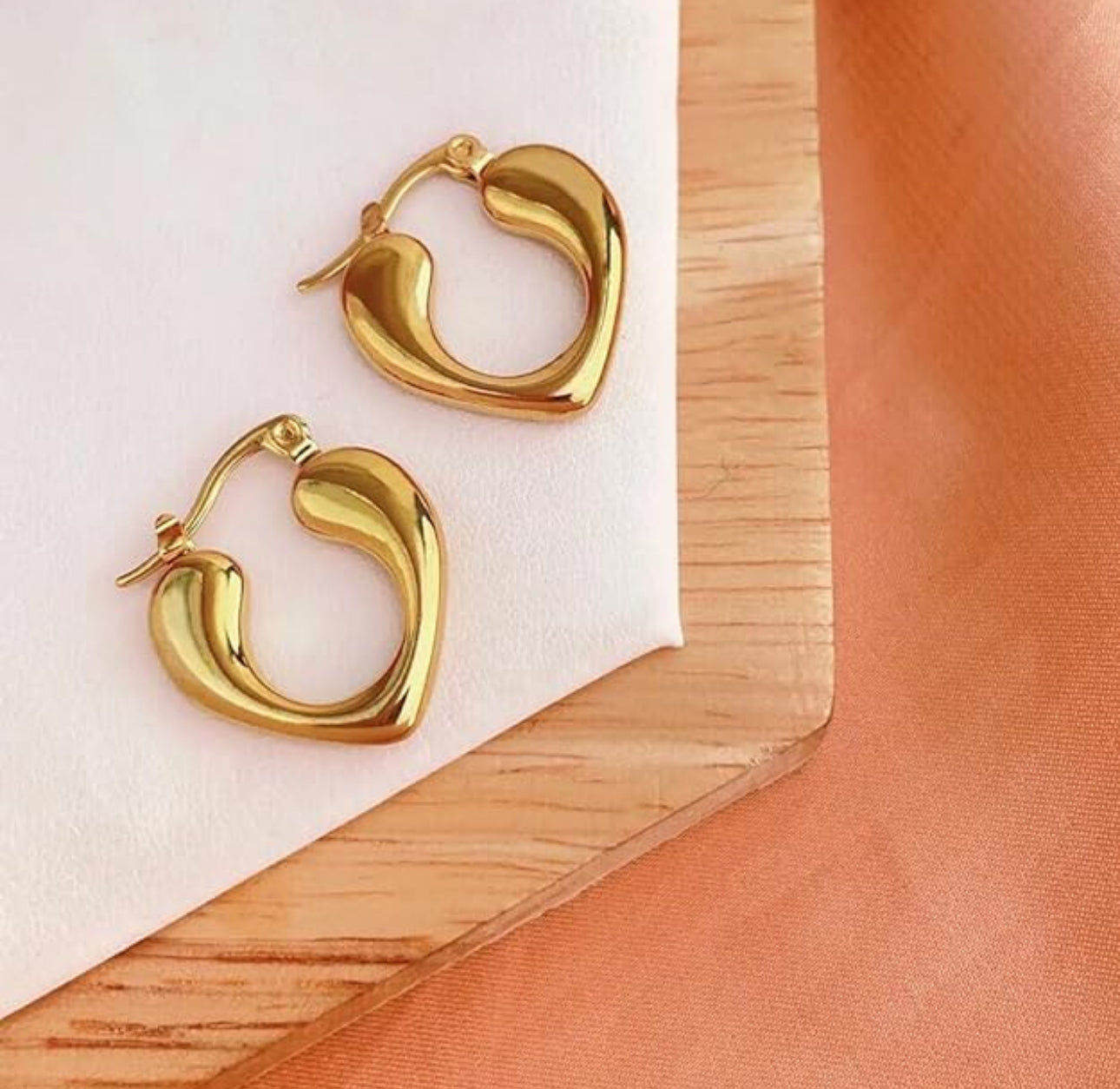 Hollow heart hoop earrings