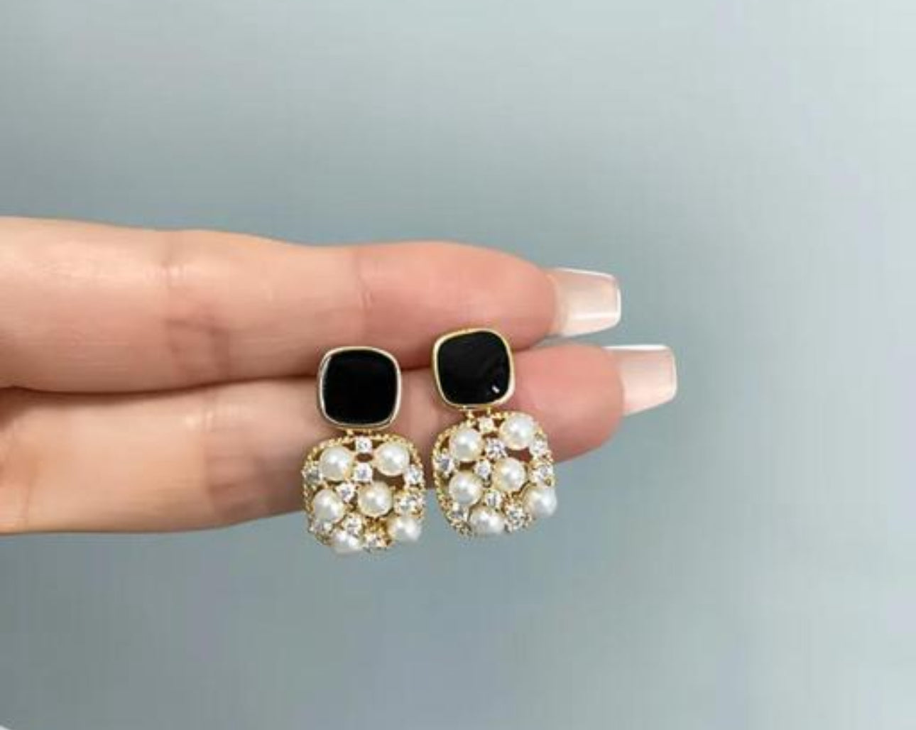 Black Geometric Pearl square drop earrings