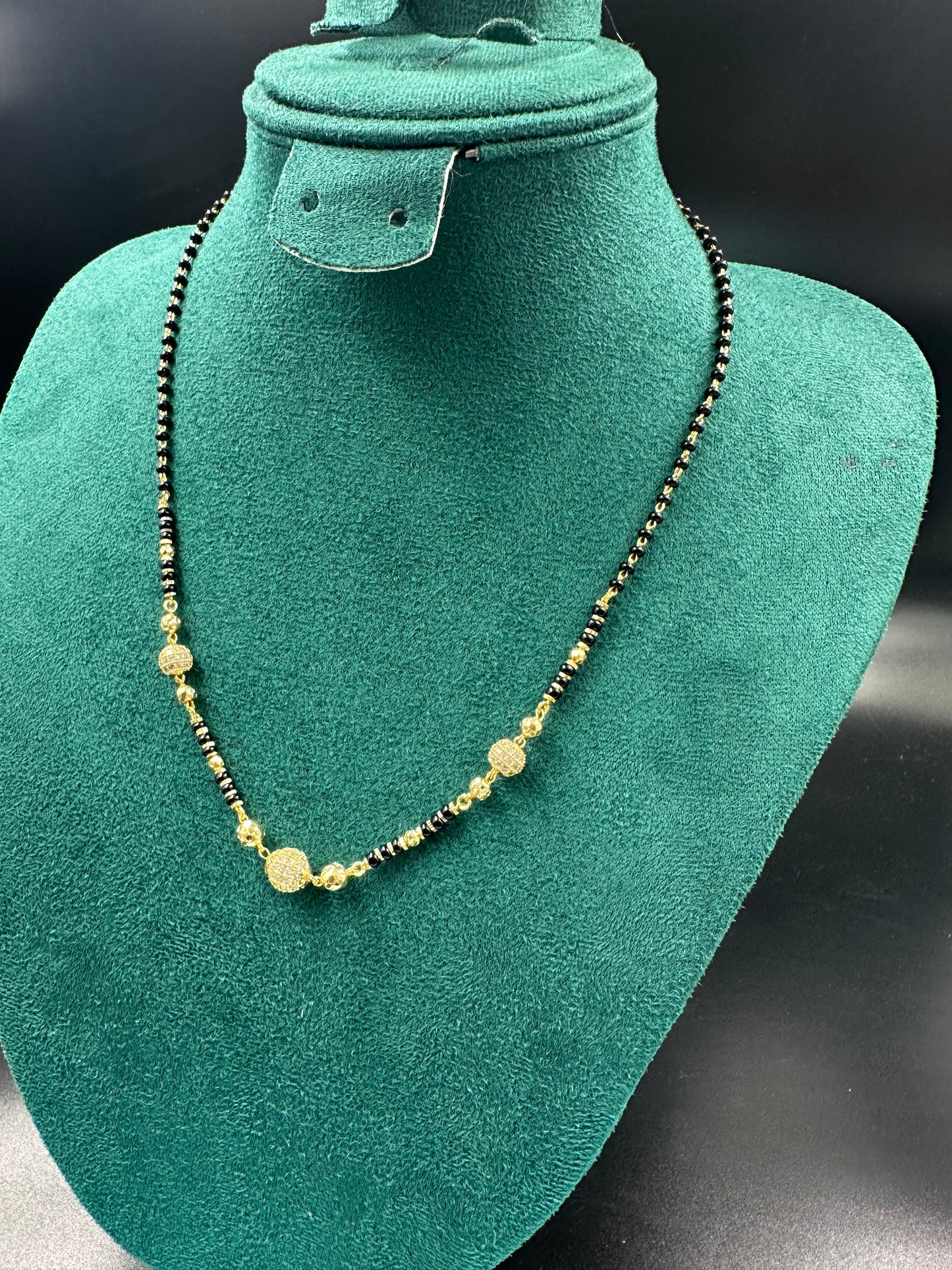 Dazzling Oryza Mangalsutra