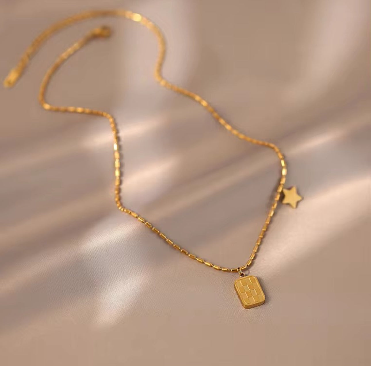 golden square anti tarnish chain
