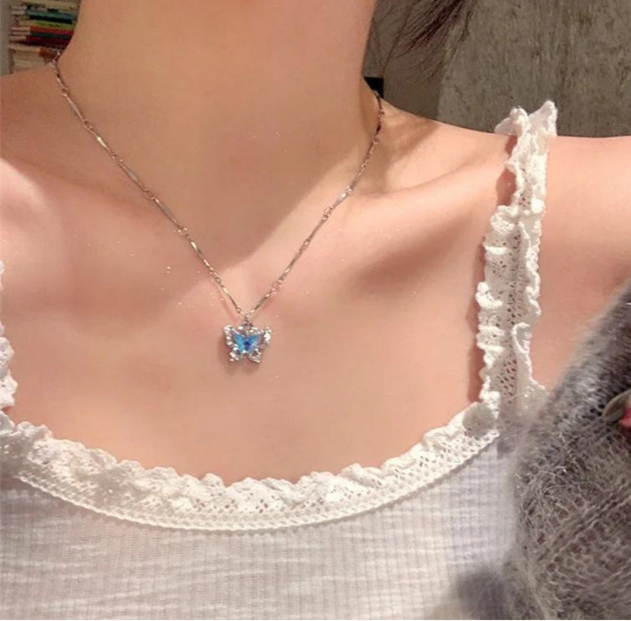 Trendy Korean blue pendant chain