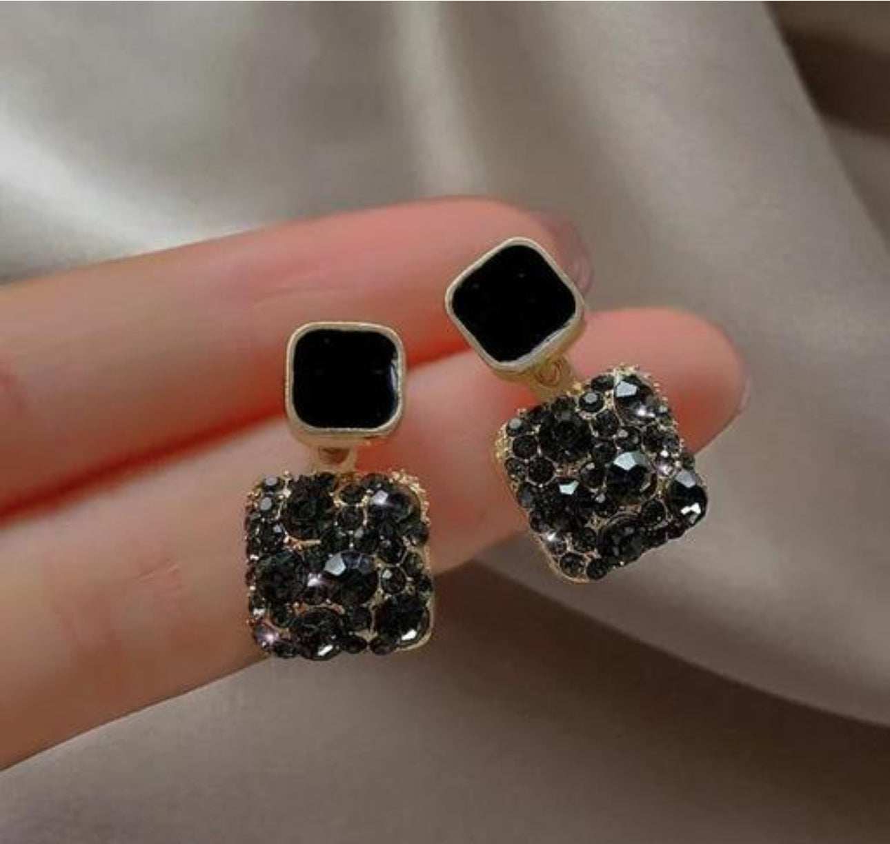 Trendy black Korean dangler earrings