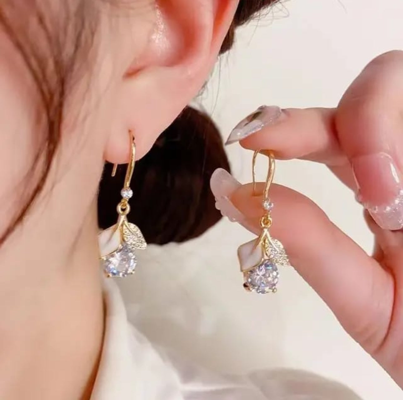 Trendy Korean stylish dangler