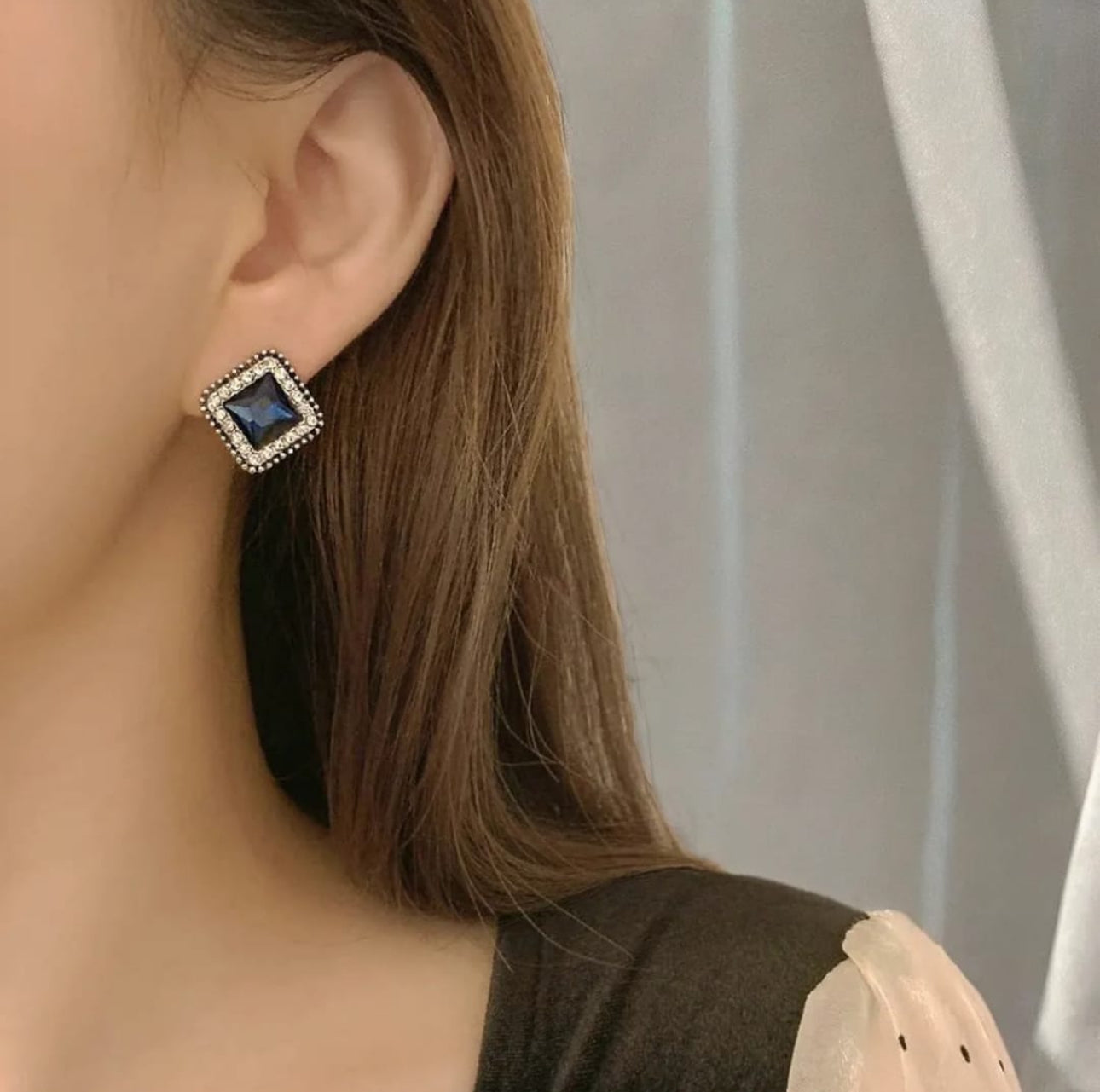 Blue Korean geometric stud earrings