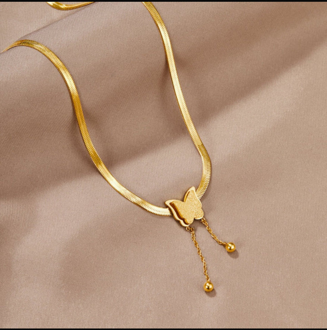 Butterfly anti tarnish snake chain