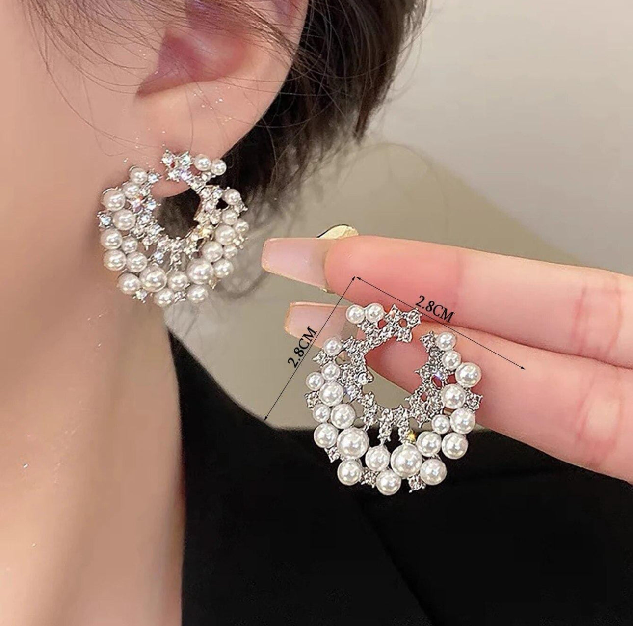 . Amazing Crystal pearl glacial studs