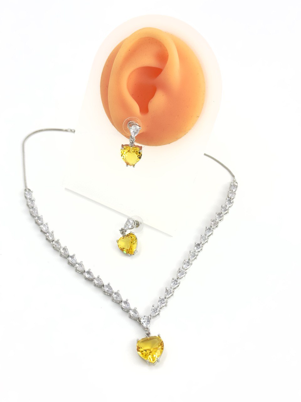 yellow American Diamond Necklace set