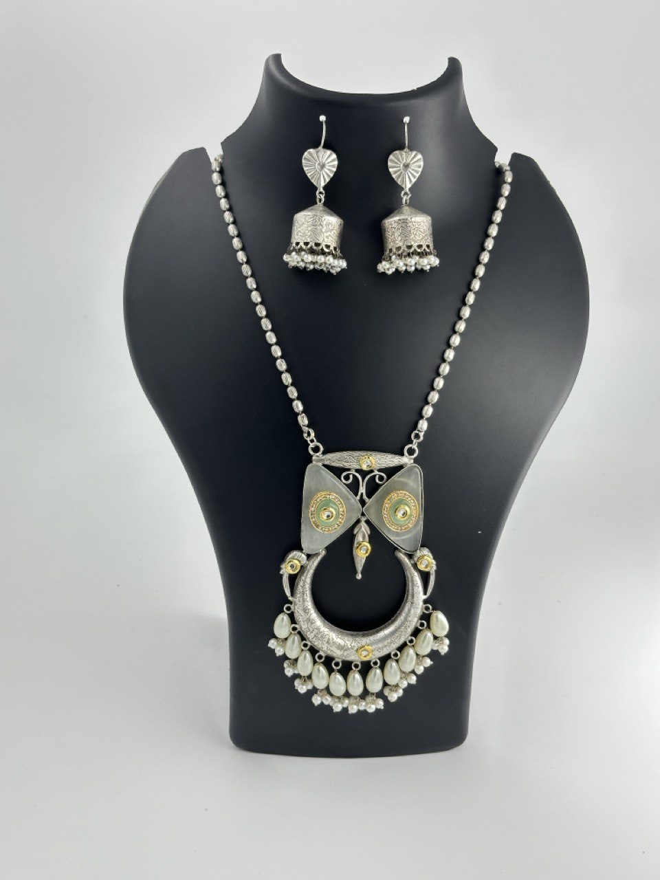 Silver Antique Necklace set