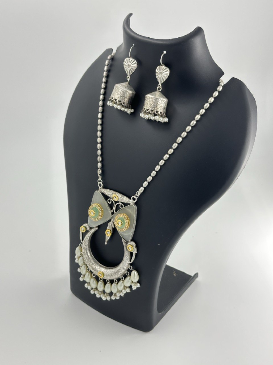 Silver Antique Necklace set