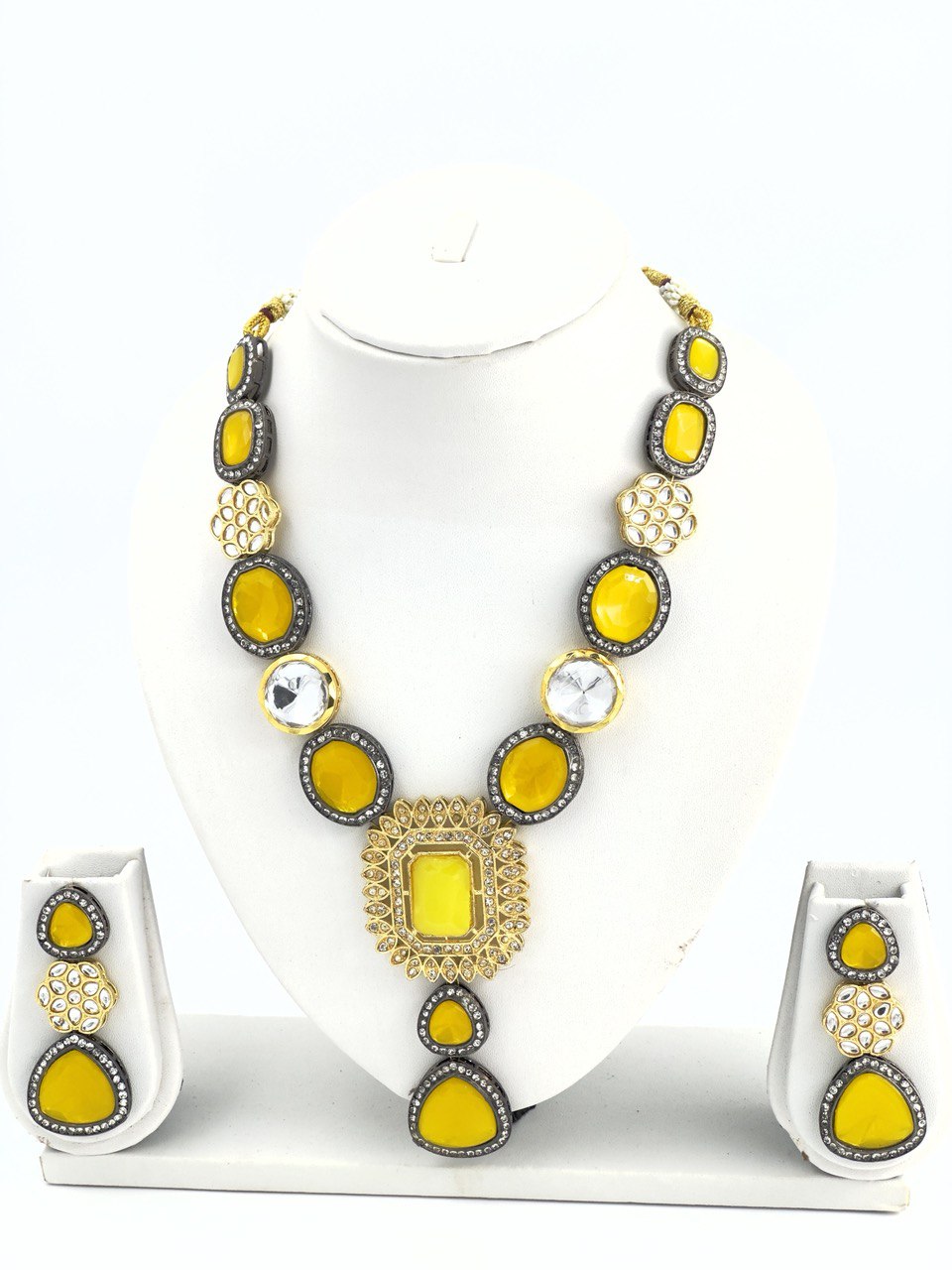 Yellow kundan Necklace set