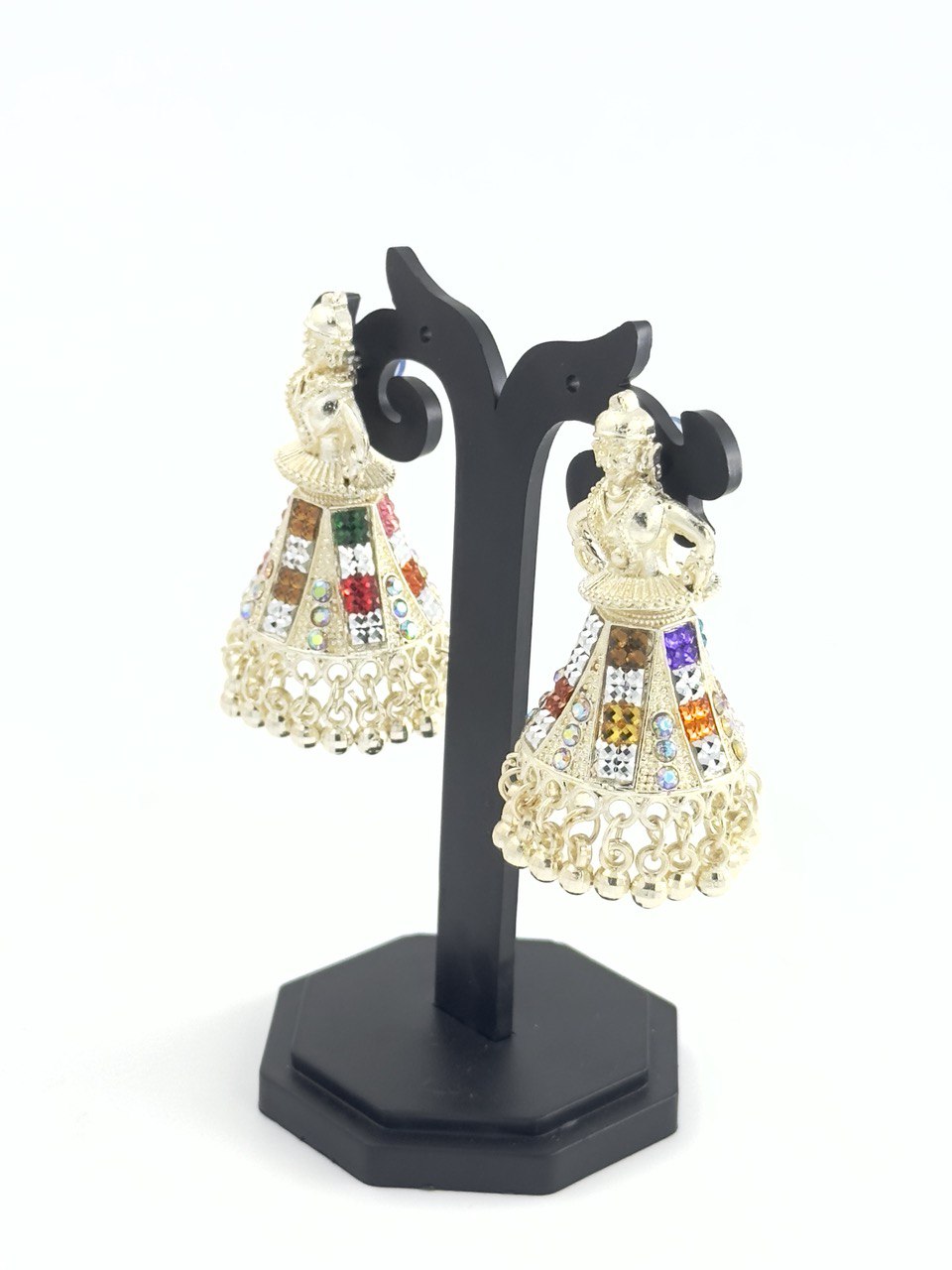 Multicolour dancing doll
