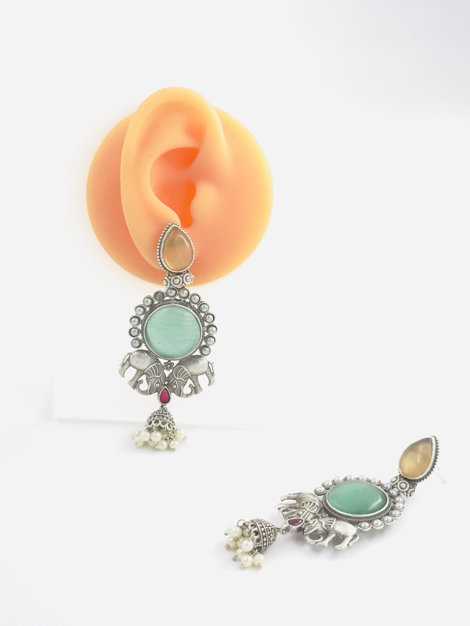 Multicolour Antique dangler