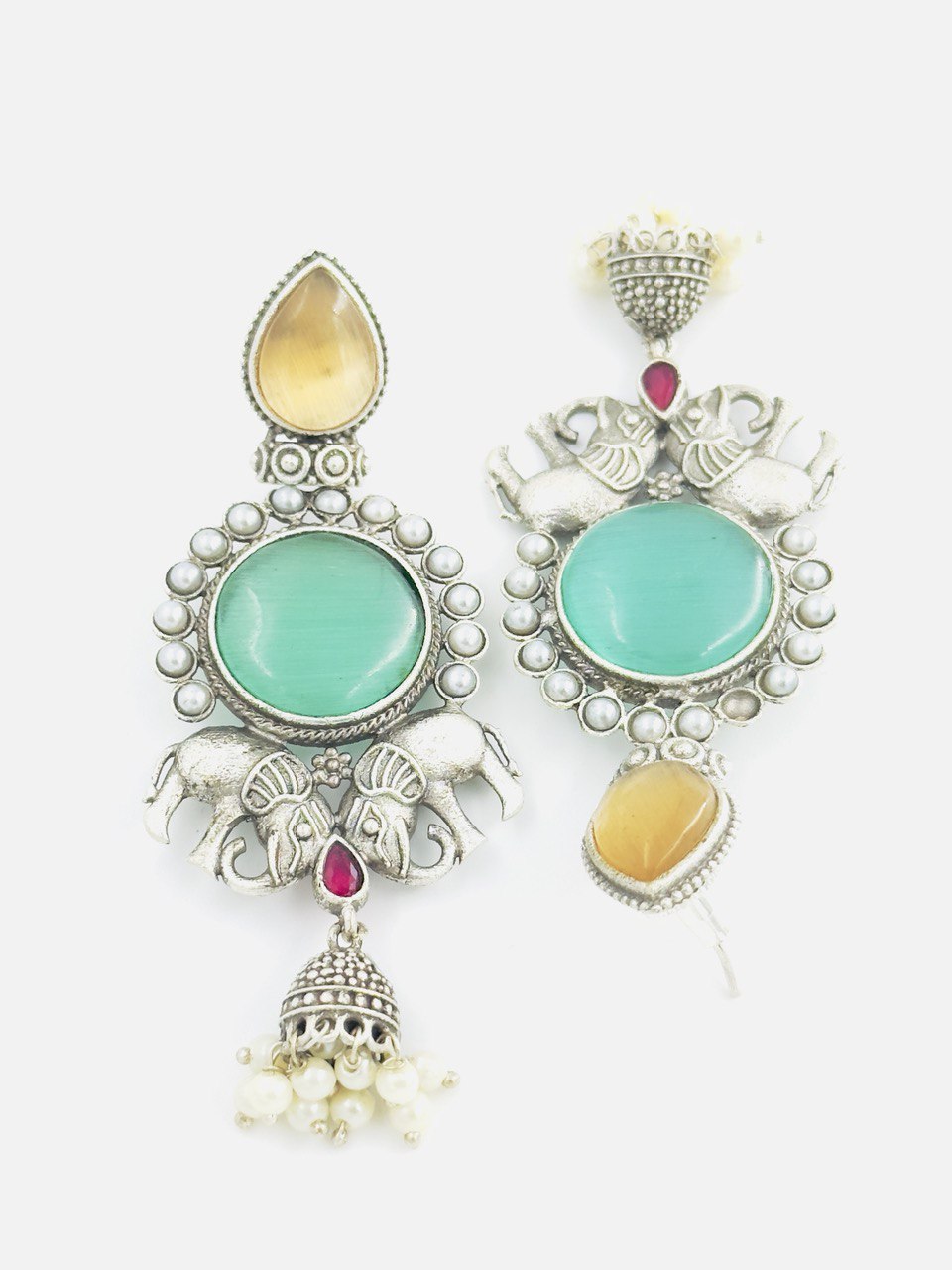 Multicolour Antique dangler