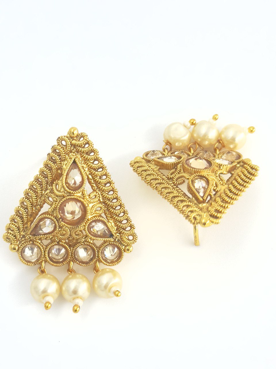 Pearl gold plated studs