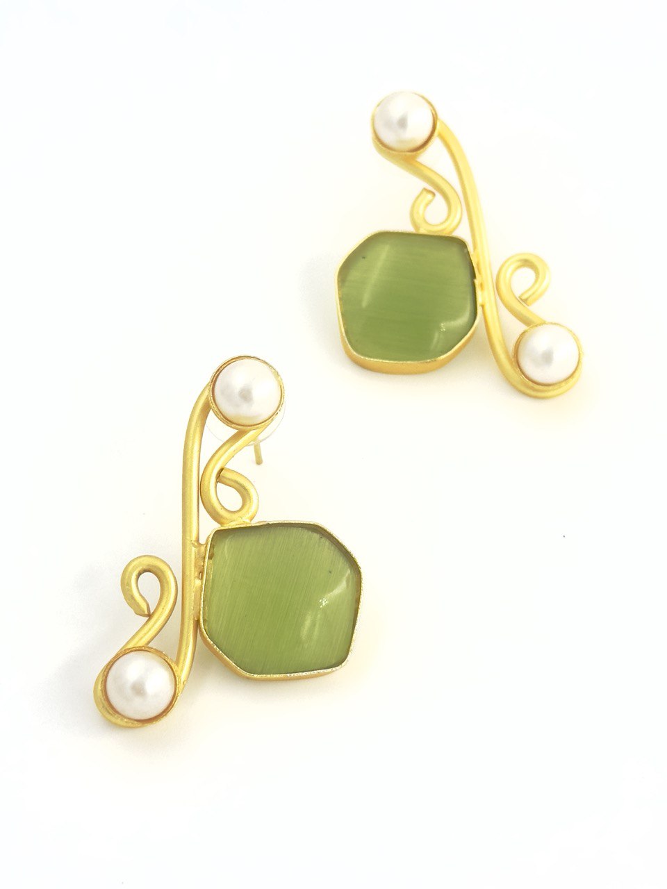 Green Gold plated dangler