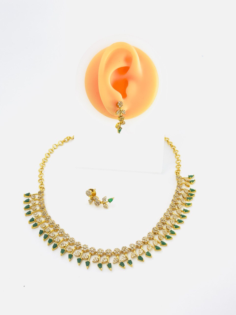 Emerald gold plated jewellery set