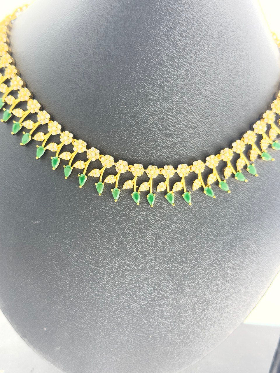 Emerald gold plated jewellery set