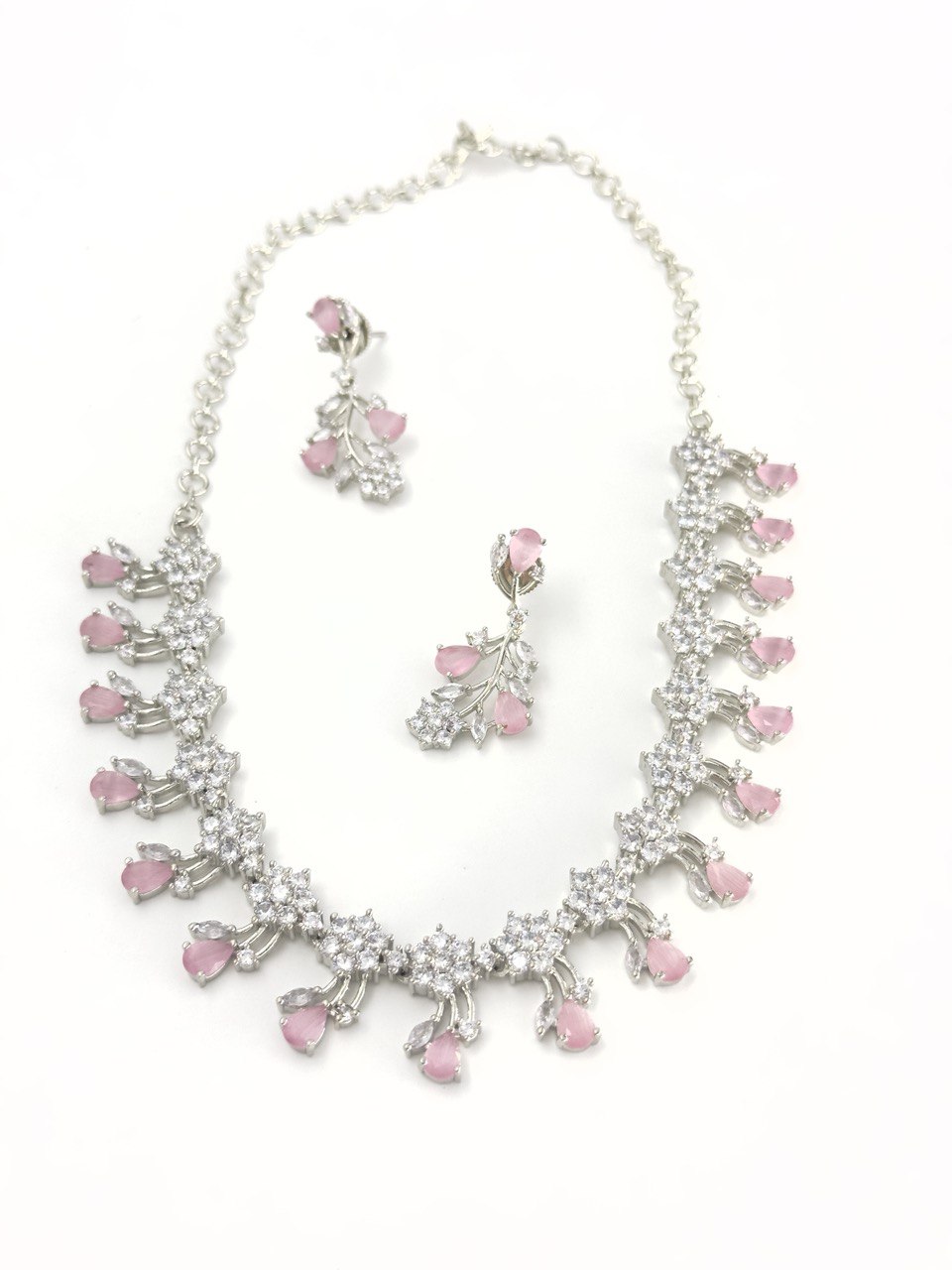 Pink zircon jewellery set