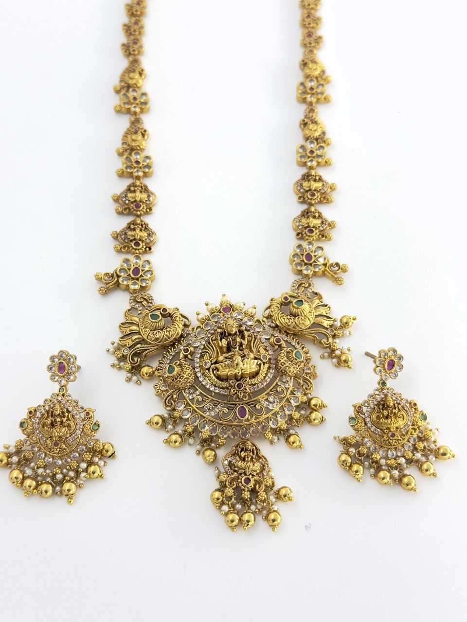 gold antique temple jewellery set