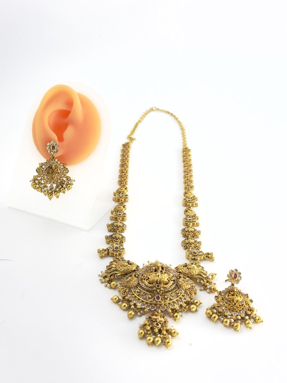 gold antique temple jewellery set