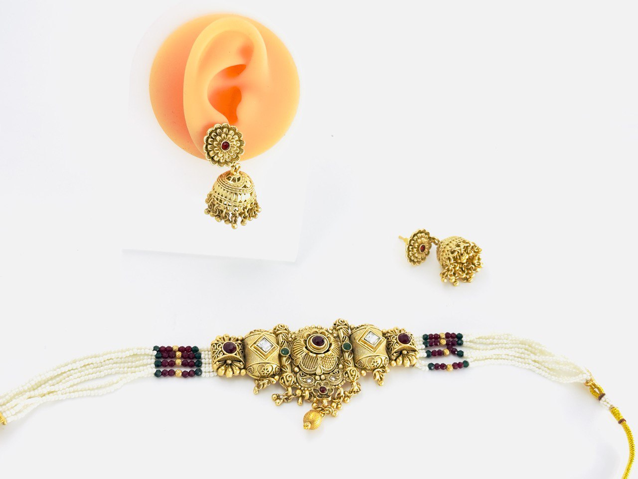 Multicolour gold plated choker set