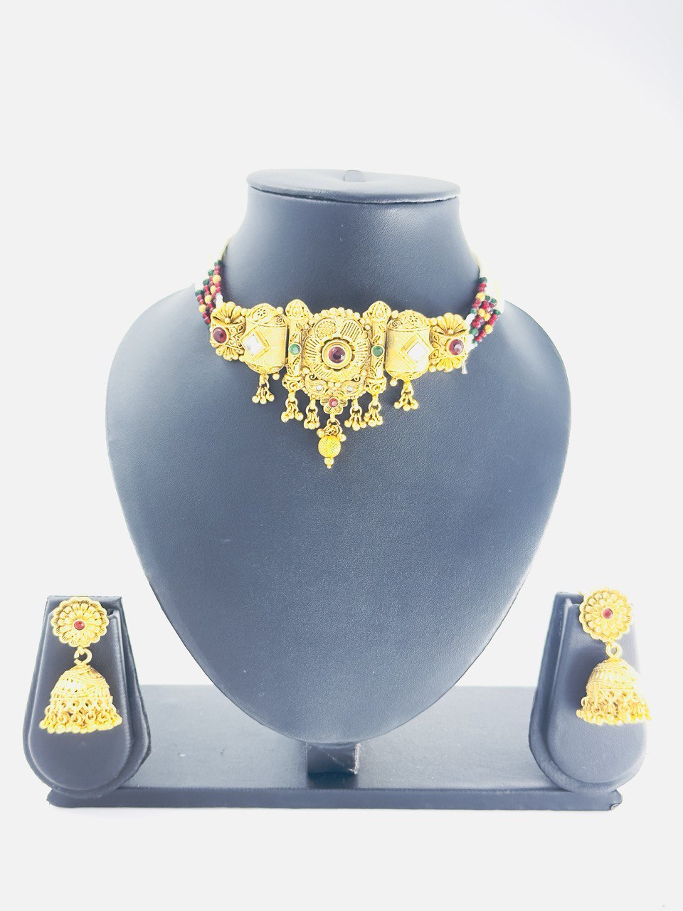 Multicolour gold plated choker set