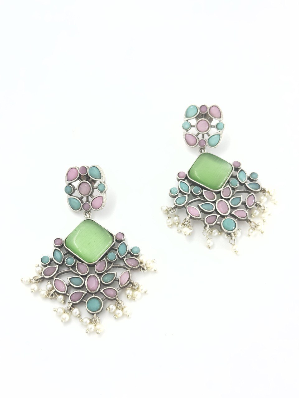 Multicolour Antique dangler