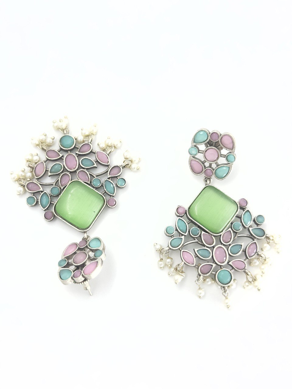 Multicolour Antique dangler