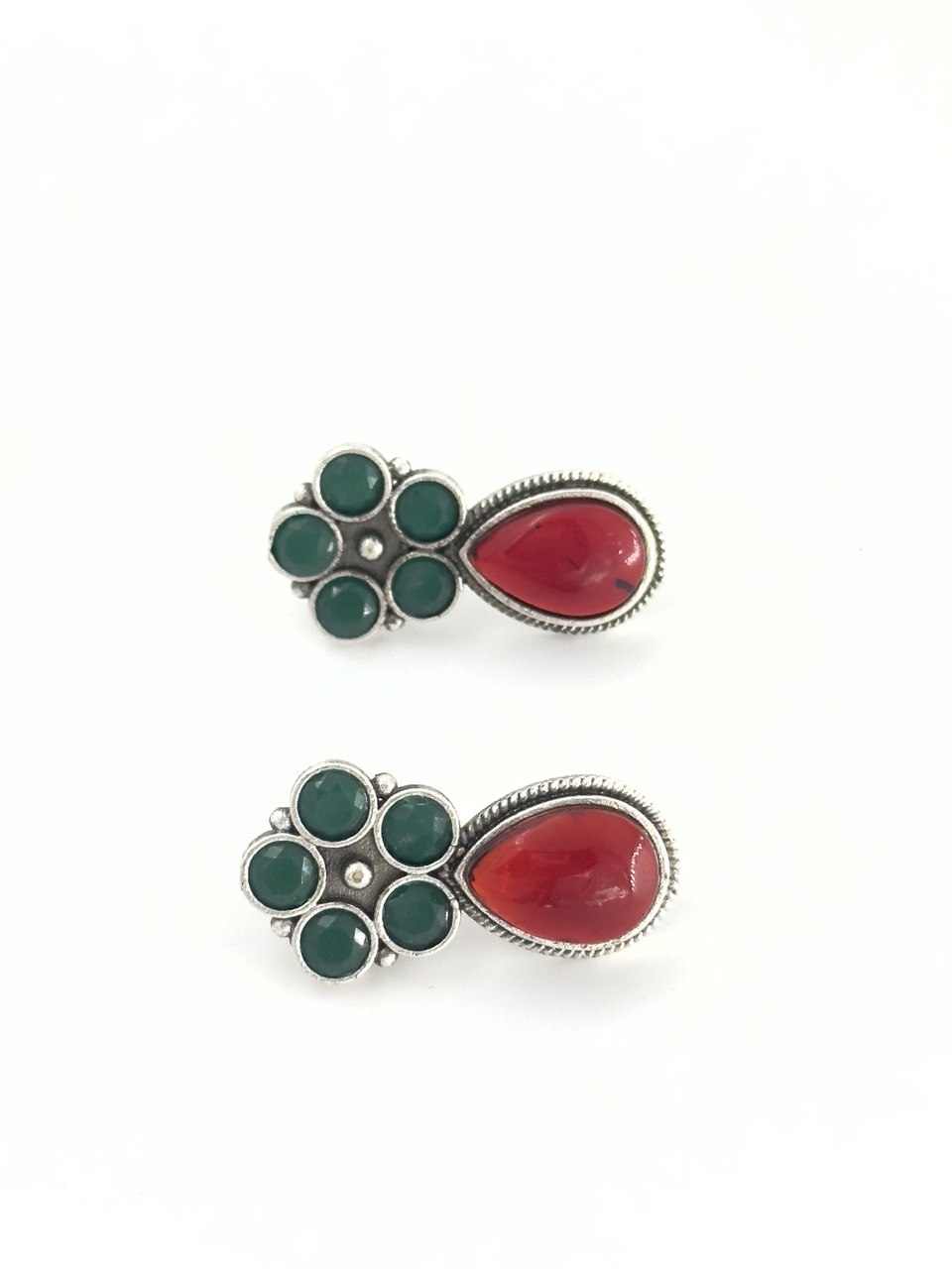 Multicolour Oxidized German silver studs
