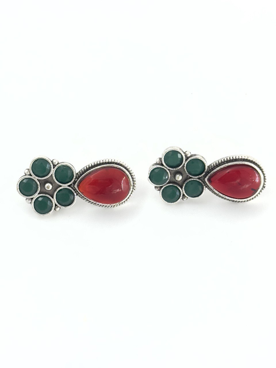 Multicolour Oxidized German silver studs
