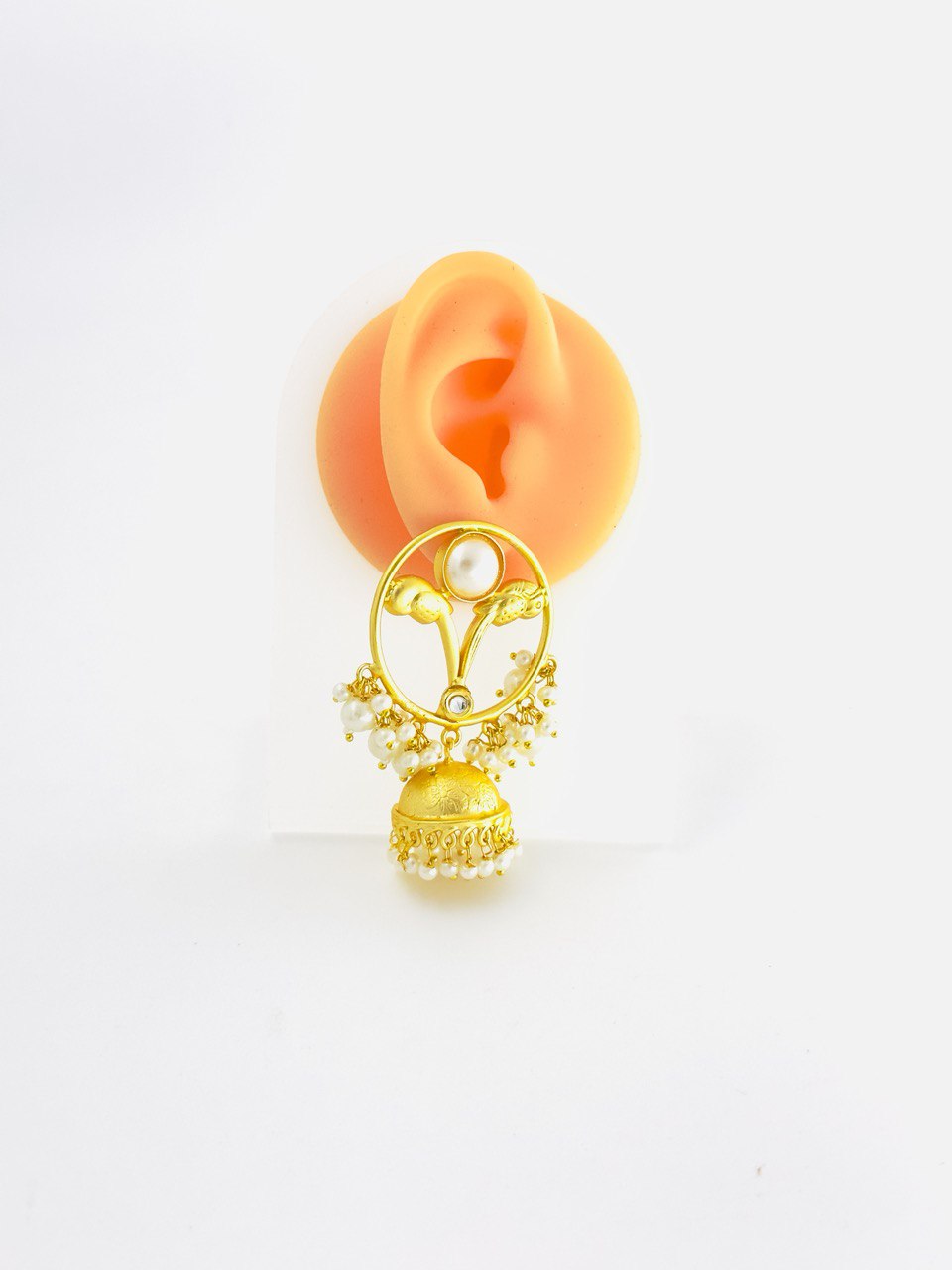 Pearl Gold plated dangler