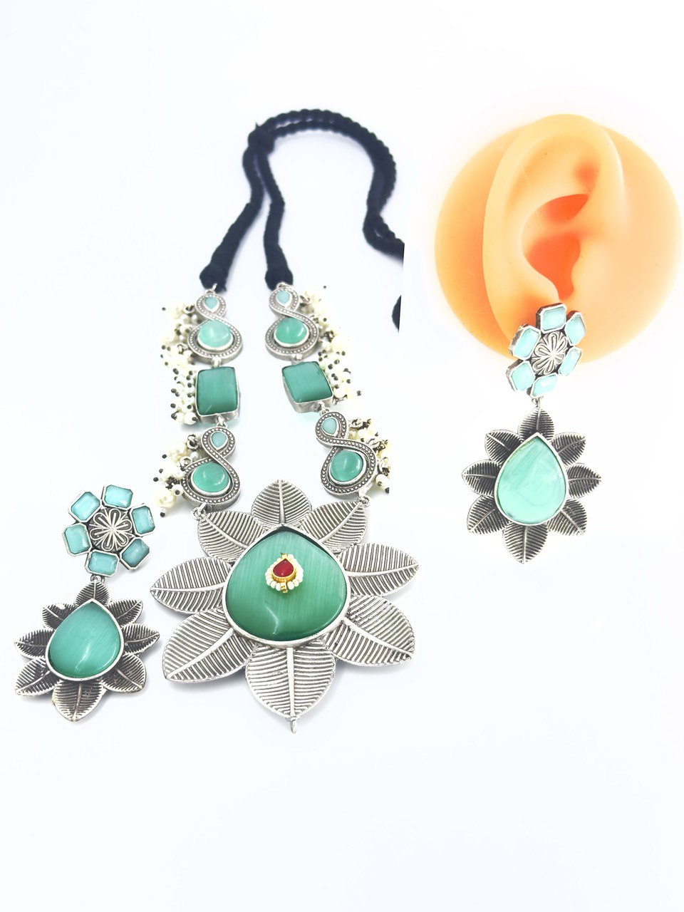 Mint Antique Necklace set