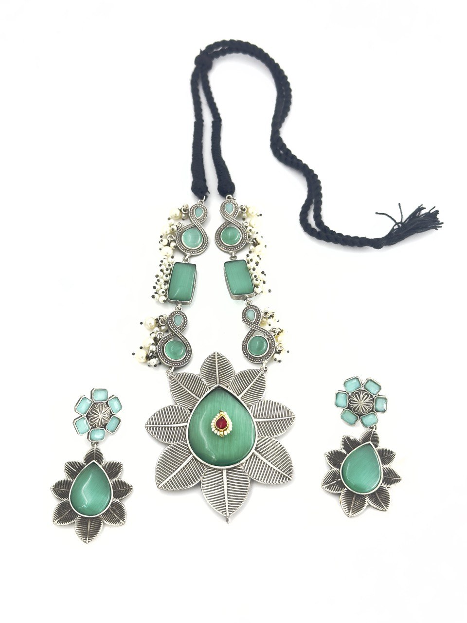 Mint Antique Necklace set