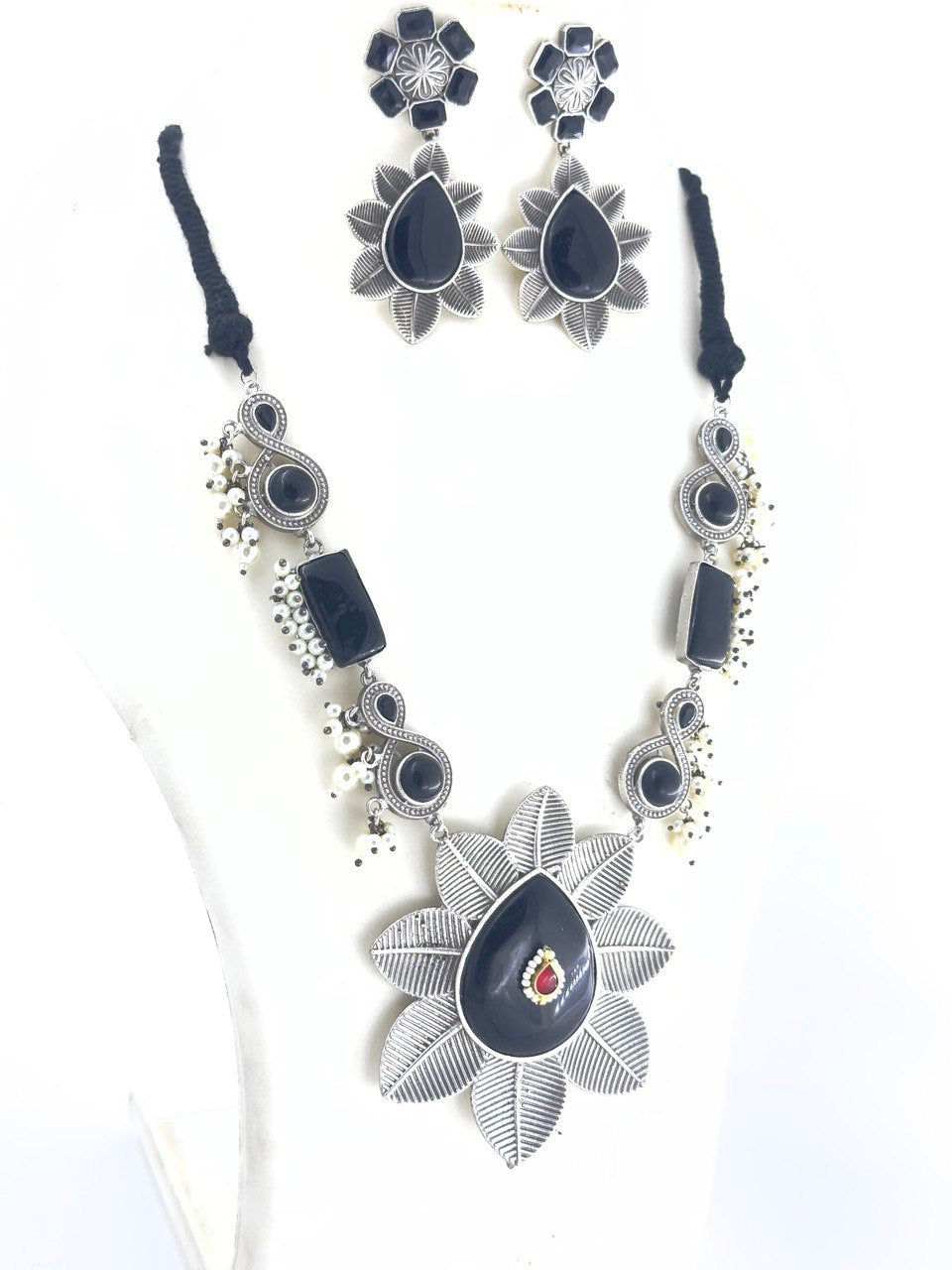 Black Antique Necklace set