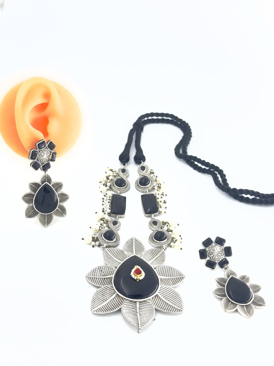 Black Antique Necklace set