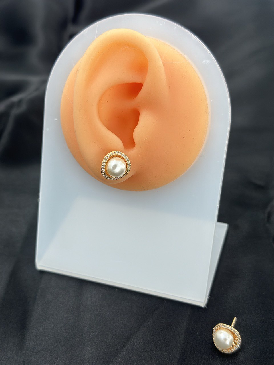 Rose pearl studs