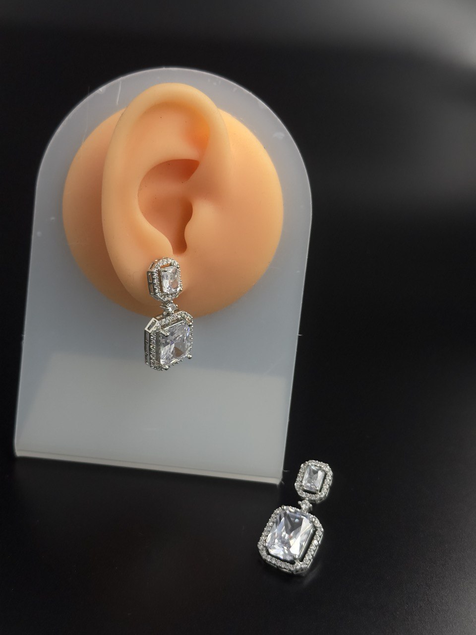 American diamond dangler
