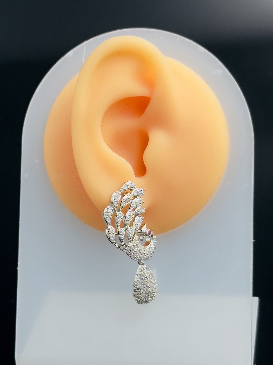 American diamond dangler
