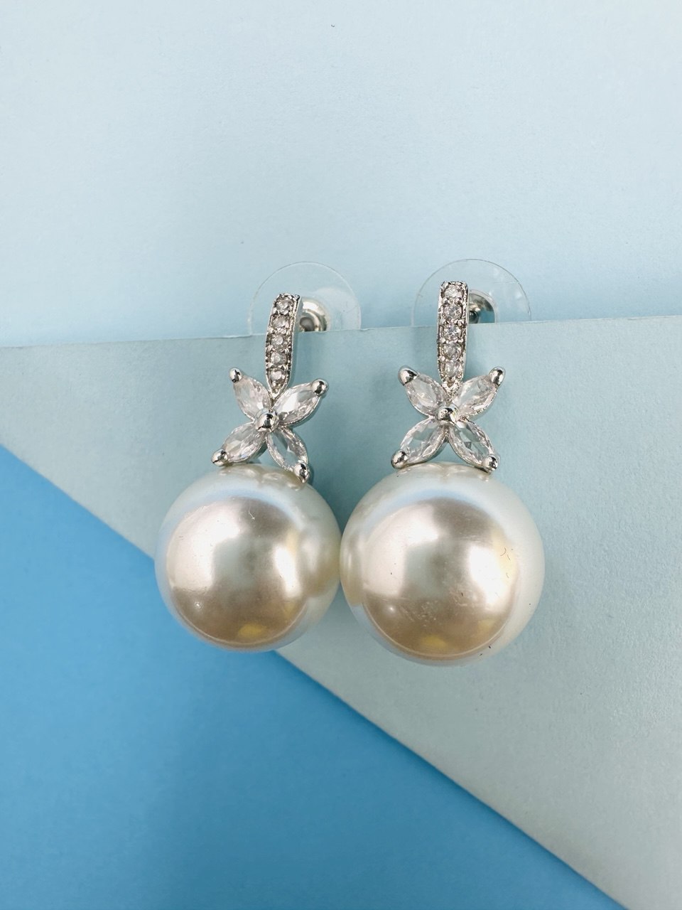 American diamond dangler