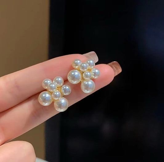 Pearl burst   stud Korean earrings