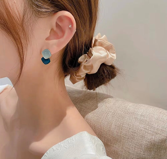 BLUE Dual tone enamel geometric stud  earrings