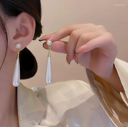 Retro long pearl  drop earrings