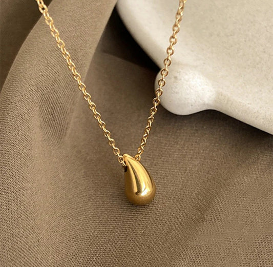 Gold water drop  pendant anti tarnish necklace