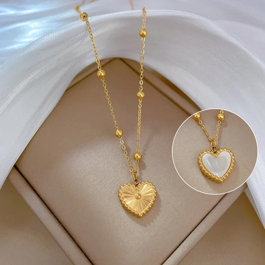 Two sided heart pendant beads necklace