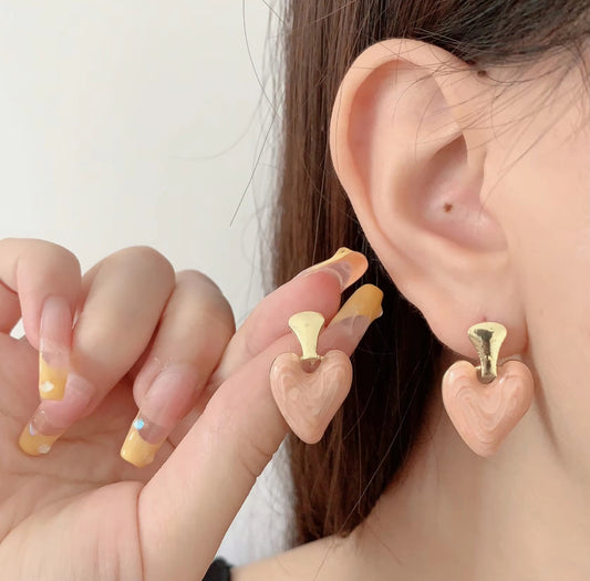 Enamel glaze love stud earrings